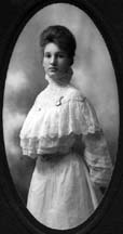 Florence  Dondanville  , Sheridan, Illinois, circa 1905.
